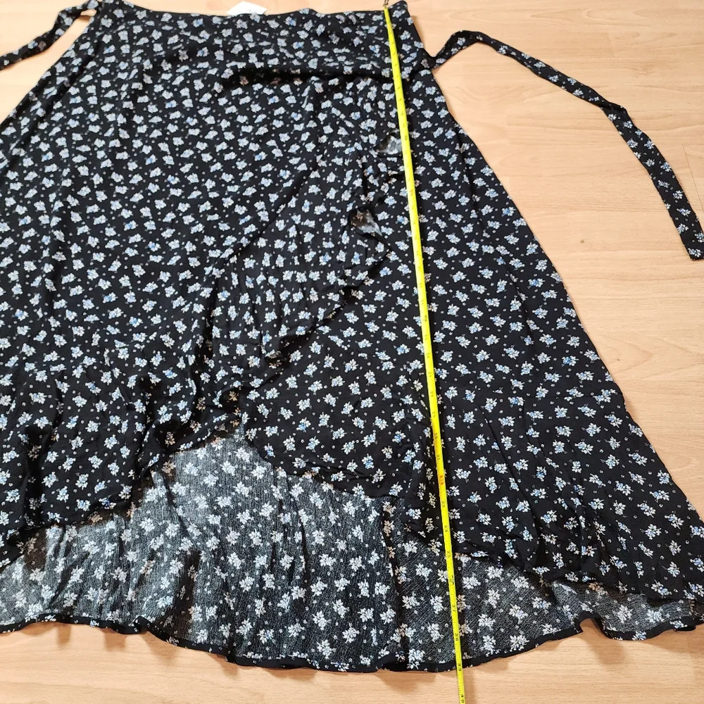 n/t black blue